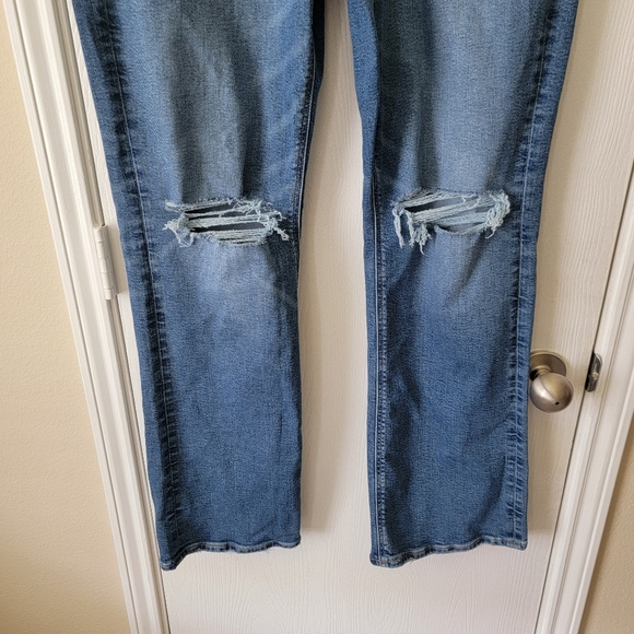 American Eagle 90's Bootcut Jeans - Picture 6 of 11